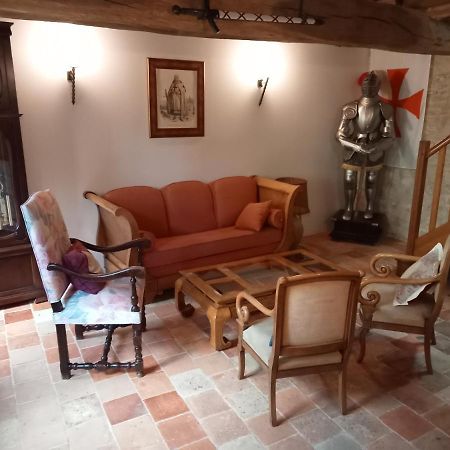 Villa La Tour Du Fauconnier à Doué-la-Fontaine Extérieur photo