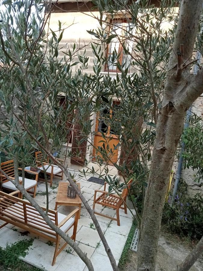 Villa La Tour Du Fauconnier à Doué-la-Fontaine Extérieur photo